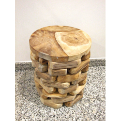 Stolik z kawałków drewna tekowego okrągły